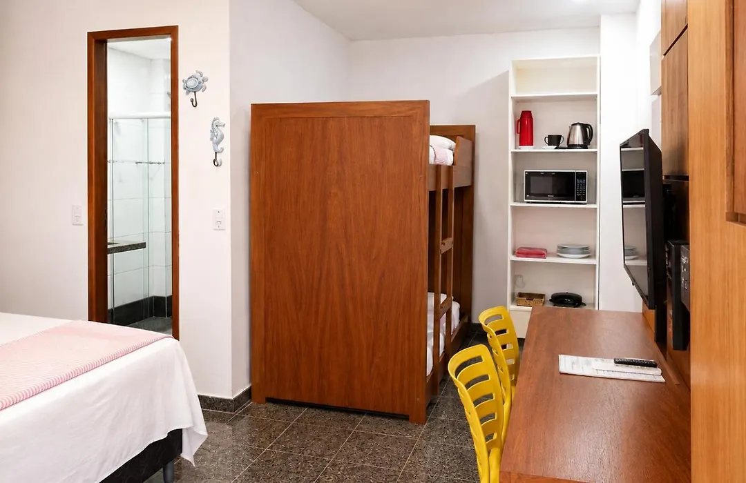SEGUNDA CASA - Seu cantinho em Guarapari, 1 minuto a pé da Praia do Morro! Suítes confortáveis e modernas - Para casal ou para grupos de até 4 pessoas-1